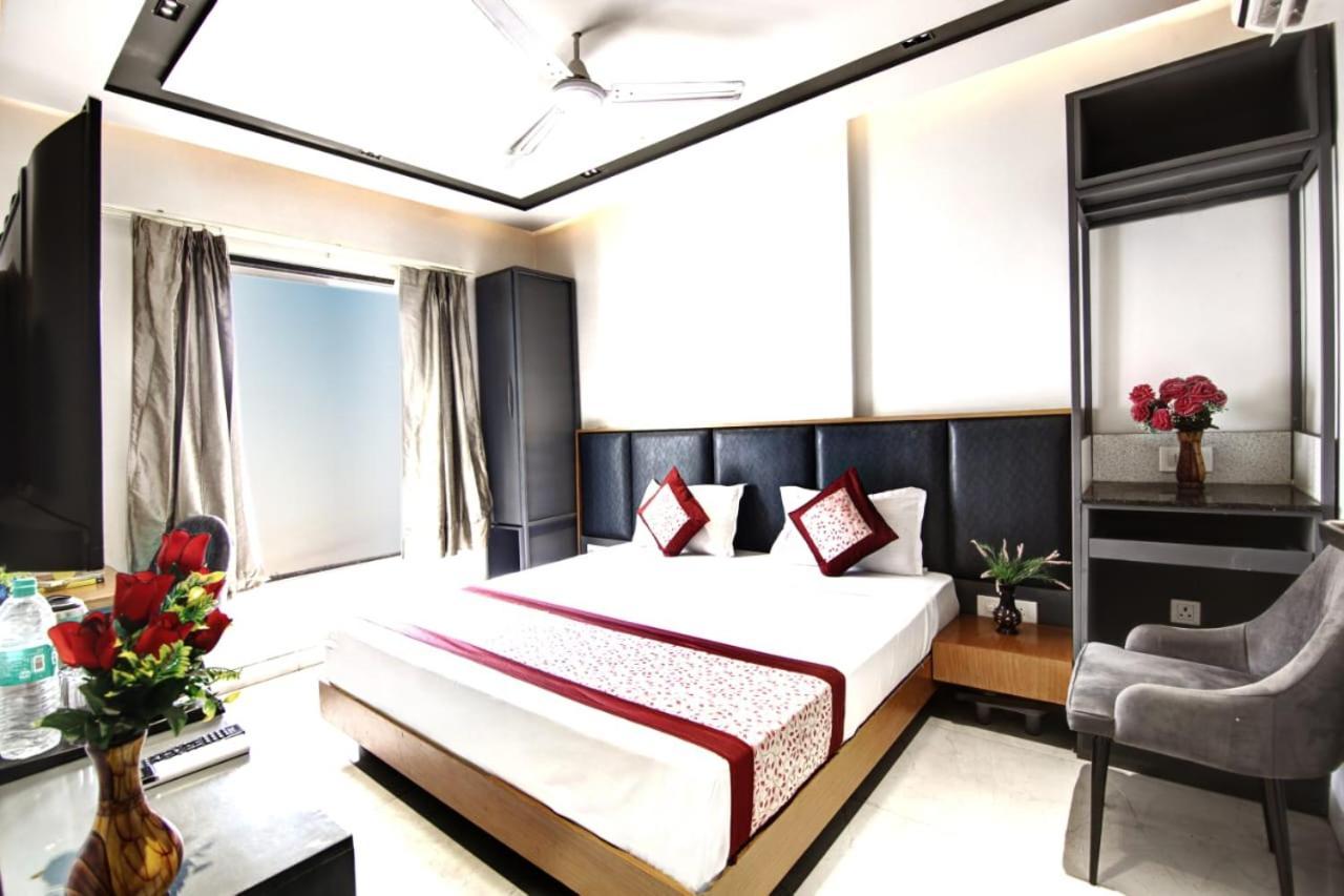 Hotel Almora Sky Near By Delhi International Airport With - Free Airport Pickup And Drop Yeni Delhi Dış mekan fotoğraf