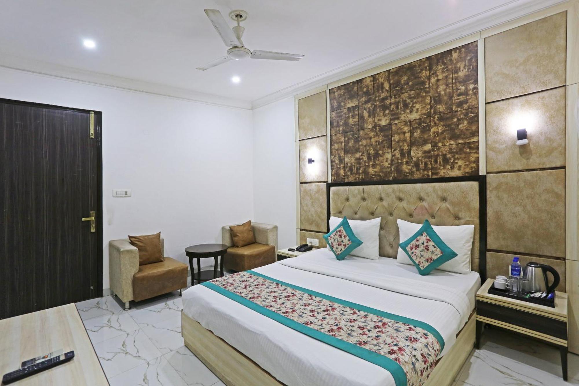Hotel Almora Sky Near By Delhi International Airport With - Free Airport Pickup And Drop Yeni Delhi Dış mekan fotoğraf